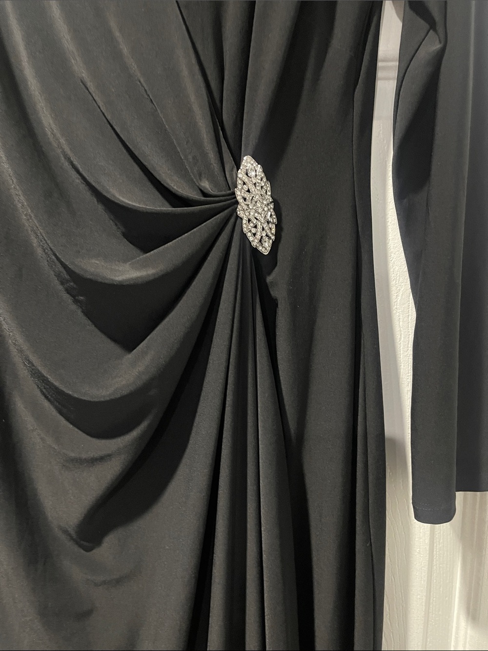 Ralph Lauren Black Long Sleeve Draped Wrap Gown with Brooch - Picture 2 of 4